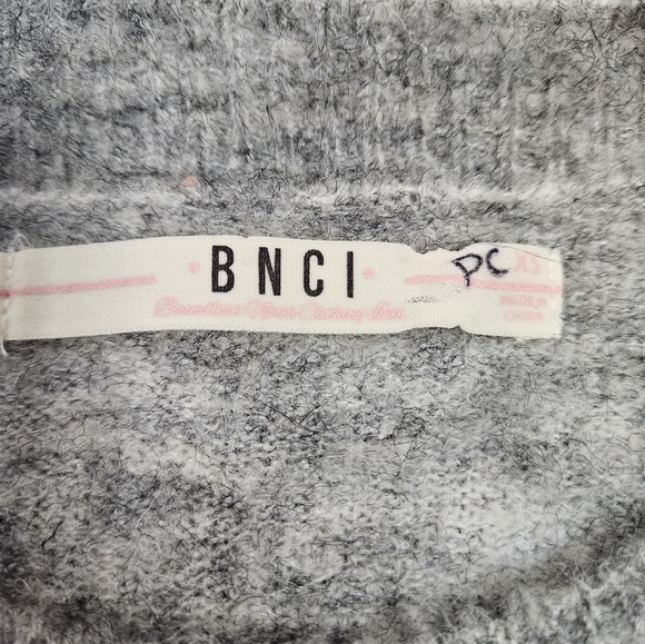 BNCI Gray Embroidered Daisy Oversized Wool Sweater Balloon Sleeves Size XS - Picture 7 of 8